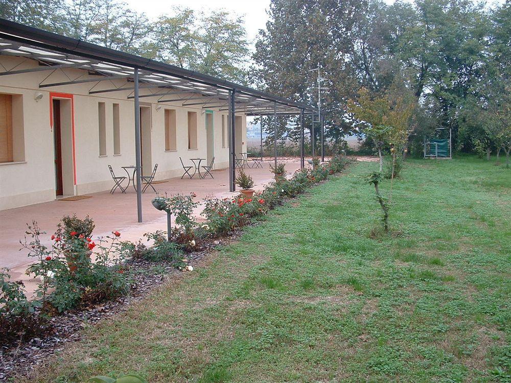 Agriturismo Corte San Girolamo Mantova Luaran gambar